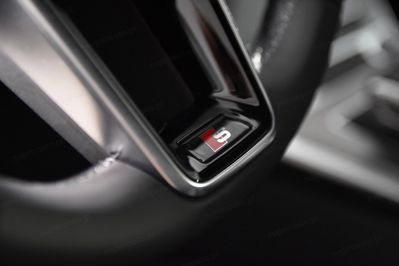 Audi A6 40 TDI quattro S Line Avant