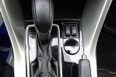 Mitsubishi Eclipse Cross 1.5 T Invite Plus CVT