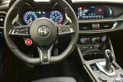 Alfa Romeo Stelvio Bi Turbo V6 Quadrifoglio Q4