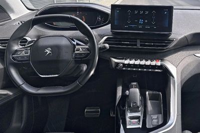 Peugeot 3008 1.2 PureTech S&S EAT8