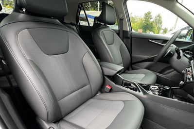 Kia Niro 1.6 GDI Hybrid Business Line