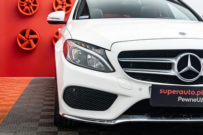 Mercedes Klasa C C 300 2.0  9G-TRONIC