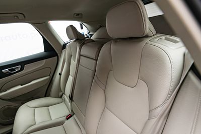 Volvo XC60 B4 D AWD Momentum Pro aut