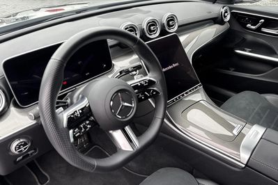 Mercedes Klasa C 300 e AMG Line