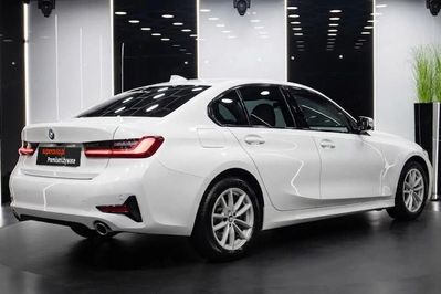 BMW Seria 3 318i Advantage sport-aut