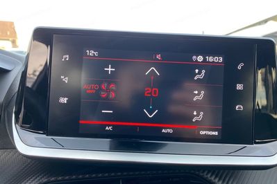 Peugeot 2008 Allure Pack 1.2 PureTech