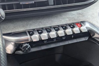 Peugeot 5008 2.0 BlueHDI GT 7os.