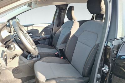 Dacia Jogger Extreme+ 1.6 Hybrid AT 7-miejsc