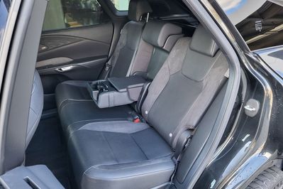 Lexus RX 350h Omotenashi