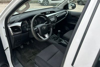Toyota HiLux 2.4 D-4D Double Cab DLX 4x4