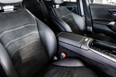 Mercedes E Klasa 220 d 4-Matic AMG