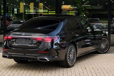 Mercedes Klasa E 220 d  4-Matic AMG