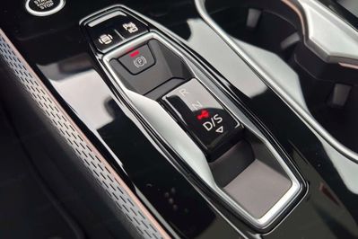 Audi A6 TDI quattro S line Avant