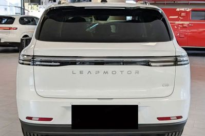 Leapmotor C10 Design 1.5 Hybrid