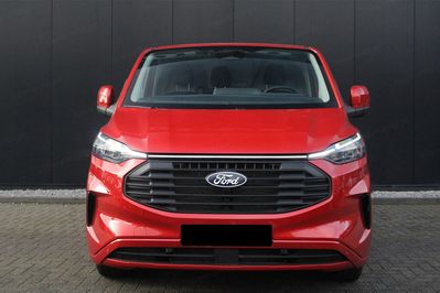 Ford Transit Custom 320 L2H1 Limited A8