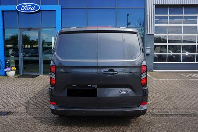 Ford Transit Custom 320 L2H1 Limited