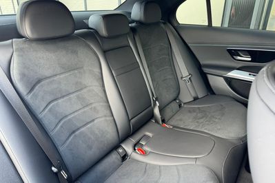 Mercedes Klasa E 300 e 4-Matic AMG