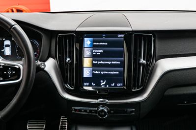 Volvo XC60 D AWD R-Design aut