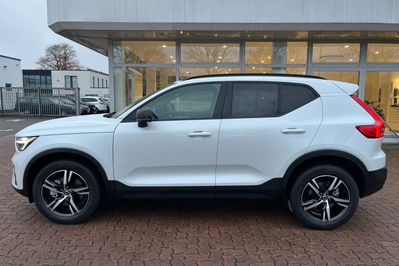 Volvo XC40 B3 Plus Dark