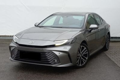 Toyota Camry Executive 2.5 Hybrid Dynamic Force