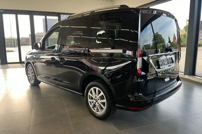 Ford Tourneo Connect L1H1 Titanium