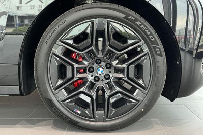 BMW iX xDrive45
