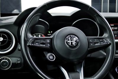 Alfa Romeo Stelvio 2.0 Turbo Sprint Q4 aut
