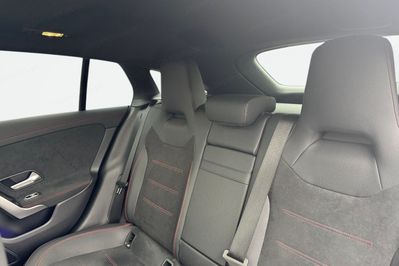 Mercedes CLA 250 mHEV 4-Matic AMG Line 8G-DCT