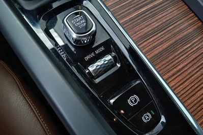 Volvo V60 D3 Momentum Pro