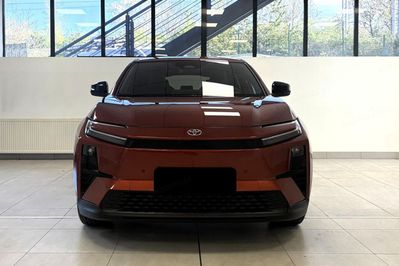 Toyota C-HR + Style BEV
