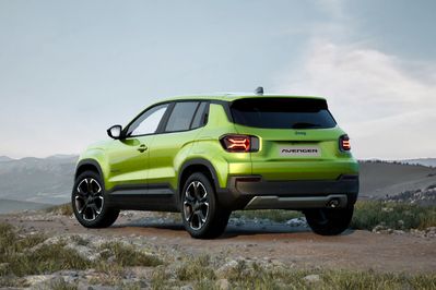Jeep Avenger Summit 1.2 mHEV e-DCT6