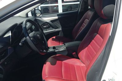 Toyota Avensis 1.8 Selection MS