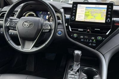 Toyota Camry 2.5 Hybrid Prestige