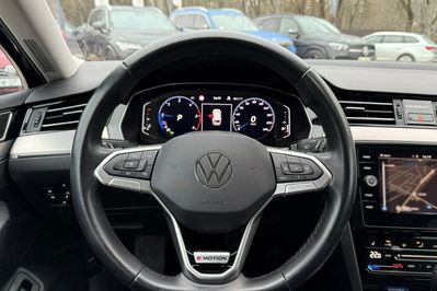 Volkswagen Passat 2.0 TDI 4Mot. DSG