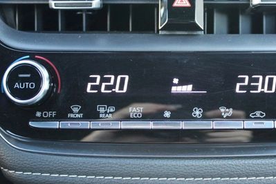 Toyota Corolla 2.0 Hybrid