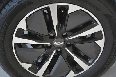 Chery Tiggo 4 Essential  1.5 T-GDI HEV DHT