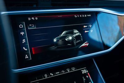 Audi A6 RS6 TFSI quattro Performance