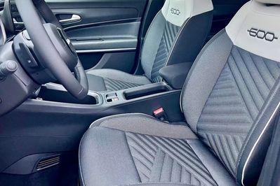 Fiat 600 Icon 1.2 Turbo Hybrid eDCT