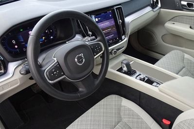 Volvo V60 B4 Essential