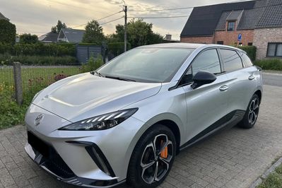 MG 4 64kWh XPower 4x4
