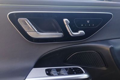 Mercedes Klasa E 300 de PHEV 4-Matic AMG Line