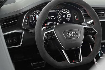 Audi A6 RS6 TFSI quattro Performance Avant