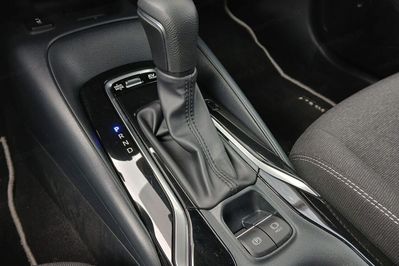 Toyota Corolla 1.8 Hybrid Style