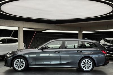 BMW Seria 3 318i aut
