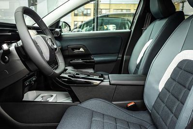 Citroen C5 Aircross Plus eDCT6 1.2 mHEV