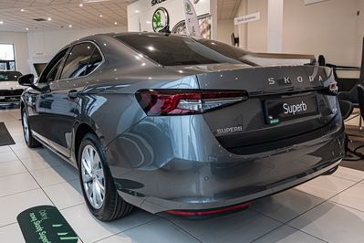 Skoda Superb Edition 130 1.5 TSI mHEV DSG