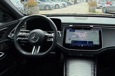 Mercedes E Klasa 220 d 4-Matic AMG