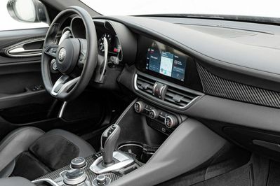 Alfa Romeo Giulia 2.0 Turbo Veloce TI Q4 aut