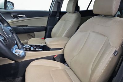 Kia Sportage 1.6 T-GDI HEV Business Line 2WD