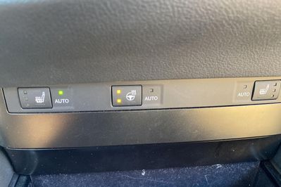 Lexus ES 300h Business Edition